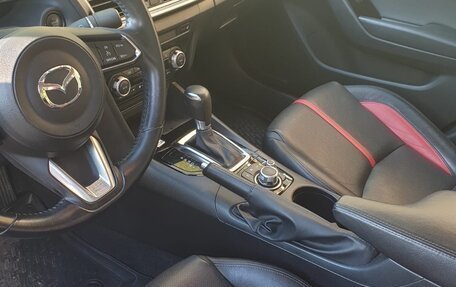 Mazda 3, 2017 год, 1 900 000 рублей, 9 фотография