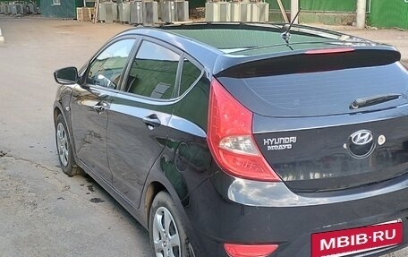 Hyundai Solaris II рестайлинг, 2012 год, 960 000 рублей, 4 фотография