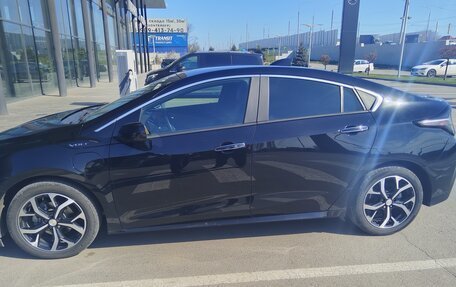Chevrolet Volt II, 2018 год, 1 950 000 рублей, 4 фотография