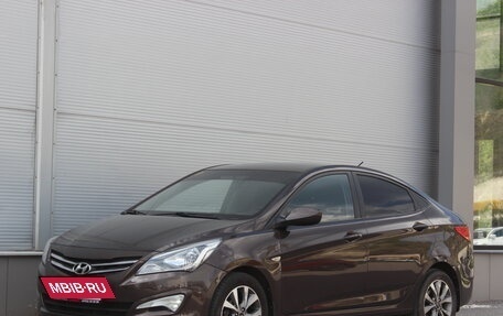 Hyundai Solaris II рестайлинг, 2015 год, 897 000 рублей, 5 фотография