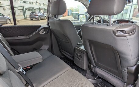Nissan Pathfinder, 2011 год, 1 400 000 рублей, 26 фотография