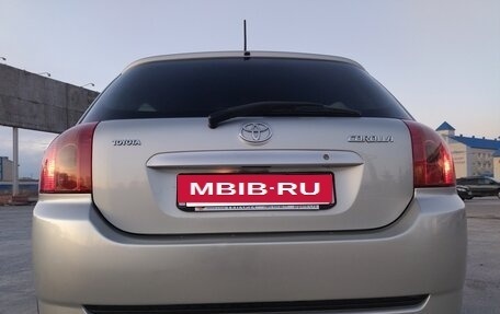 Toyota Corolla, 2004 год, 635 000 рублей, 4 фотография