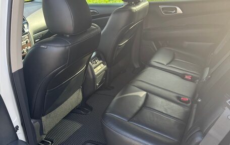 Nissan Pathfinder, 2014 год, 2 450 000 рублей, 14 фотография