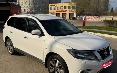 Nissan Pathfinder, 2014 год, 2 450 000 рублей, 2 фотография
