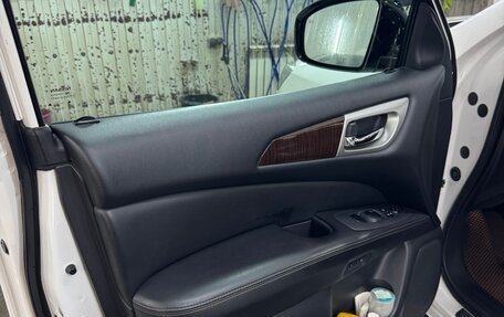 Nissan Pathfinder, 2014 год, 2 450 000 рублей, 18 фотография