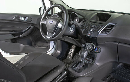 Ford Fiesta, 2016 год, 997 000 рублей, 10 фотография