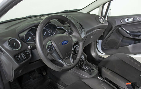Ford Fiesta, 2016 год, 997 000 рублей, 15 фотография