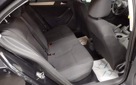 Volkswagen Jetta VI, 2011 год, 595 000 рублей, 13 фотография