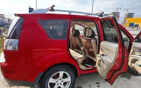 Mitsubishi Outlander III рестайлинг 3, 2007 год, 1 450 000 рублей, 10 фотография