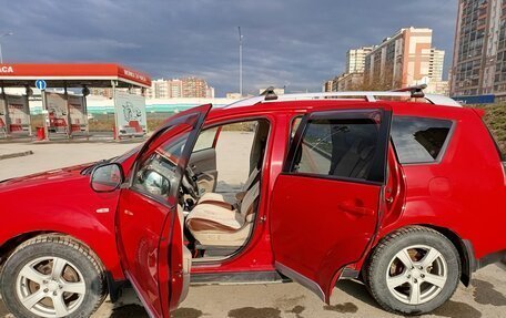 Mitsubishi Outlander III рестайлинг 3, 2007 год, 1 450 000 рублей, 29 фотография