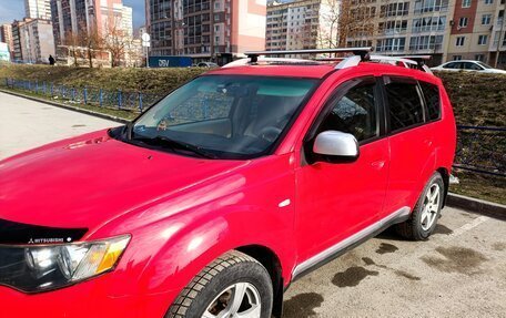 Mitsubishi Outlander III рестайлинг 3, 2007 год, 1 450 000 рублей, 28 фотография