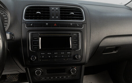 Volkswagen Polo VI (EU Market), 2013 год, 929 000 рублей, 13 фотография