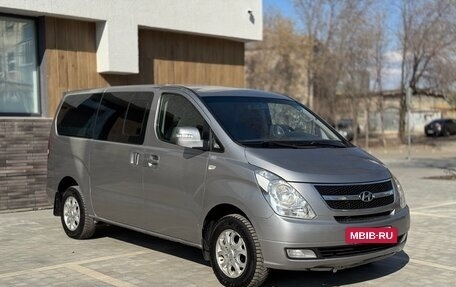 Hyundai Grand Starex Grand Starex I рестайлинг 2, 2011 год, 1 475 000 рублей, 4 фотография