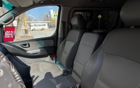 Hyundai Grand Starex Grand Starex I рестайлинг 2, 2011 год, 1 475 000 рублей, 17 фотография