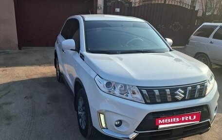 Suzuki Vitara II рестайлинг, 2021 год, 2 650 000 рублей, 3 фотография