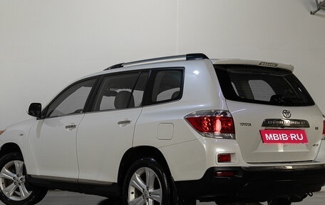 Toyota Highlander III, 2011 год, 1 999 000 рублей, 5 фотография