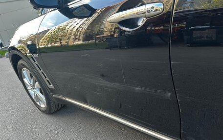 Infiniti QX70, 2013 год, 1 960 000 рублей, 12 фотография