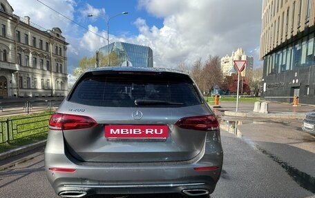 Mercedes-Benz B-Класс, 2019 год, 2 350 000 рублей, 4 фотография