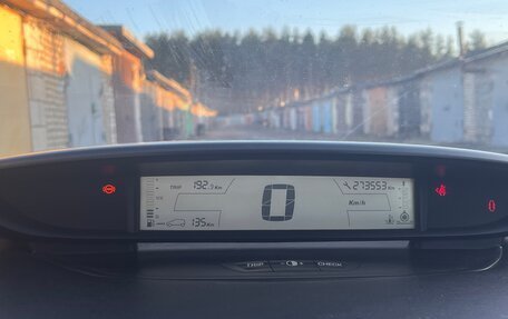 Citroen C4 II рестайлинг, 2006 год, 240 000 рублей, 23 фотография