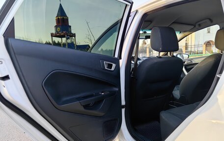 Ford Fiesta, 2011 год, 800 000 рублей, 10 фотография