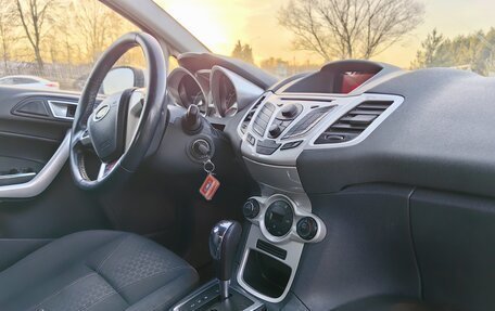 Ford Fiesta, 2011 год, 800 000 рублей, 15 фотография