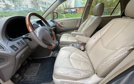 Lexus RX IV рестайлинг, 2003 год, 1 279 000 рублей, 9 фотография