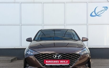 Hyundai Solaris II рестайлинг, 2022 год, 1 799 000 рублей, 2 фотография