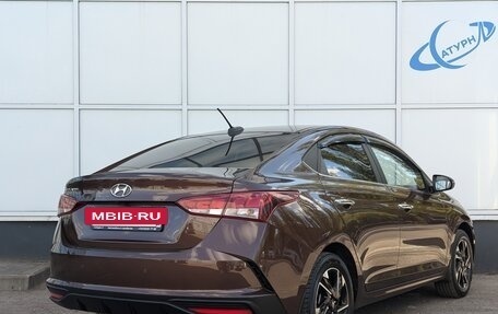 Hyundai Solaris II рестайлинг, 2022 год, 1 799 000 рублей, 6 фотография