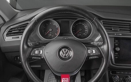Volkswagen Tiguan II, 2018 год, 2 399 000 рублей, 12 фотография