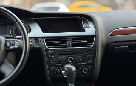Audi A4, 2011 год, 1 155 000 рублей, 18 фотография