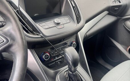 Ford Kuga III, 2018 год, 2 000 000 рублей, 18 фотография