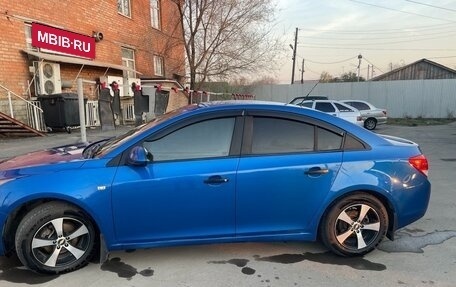 Chevrolet Cruze II, 2009 год, 615 000 рублей, 2 фотография