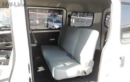 Toyota Town Ace IV, 2021 год, 2 400 000 рублей, 14 фотография