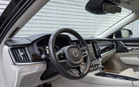 Volvo S90 II рестайлинг, 2020 год, 4 295 000 рублей, 15 фотография