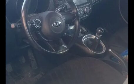KIA Soul II рестайлинг, 2014 год, 1 250 000 рублей, 3 фотография