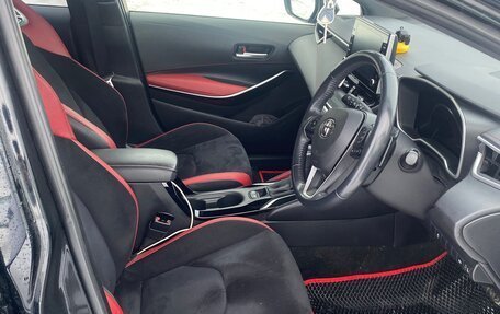 Toyota Corolla, 2019 год, 2 200 000 рублей, 5 фотография