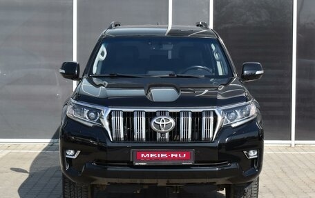 Toyota Land Cruiser Prado 150 рестайлинг 2, 2019 год, 5 670 000 рублей, 3 фотография
