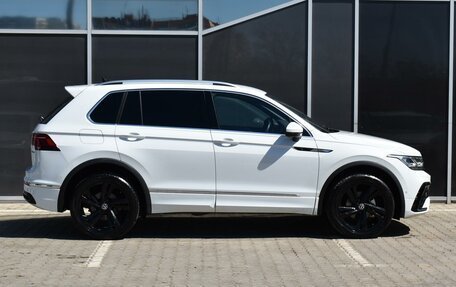 Volkswagen Tiguan II, 2022 год, 3 270 000 рублей, 5 фотография