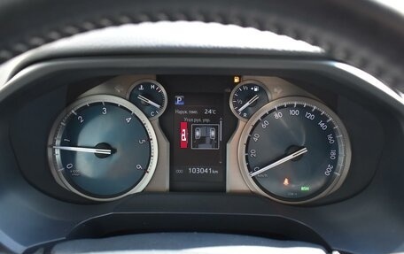 Toyota Land Cruiser Prado 150 рестайлинг 2, 2019 год, 5 670 000 рублей, 13 фотография