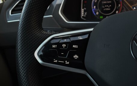 Volkswagen Tiguan II, 2022 год, 3 270 000 рублей, 13 фотография