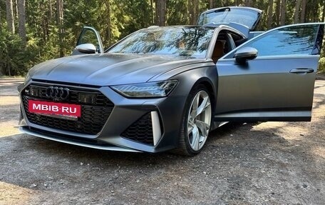 Audi RS 6, 2021 год, 16 000 000 рублей, 3 фотография