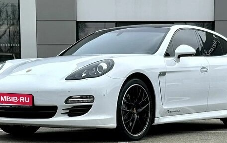 Porsche Panamera II рестайлинг, 2013 год, 4 500 000 рублей, 23 фотография