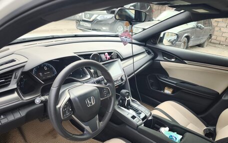 Honda Civic IX, 2018 год, 2 000 000 рублей, 13 фотография