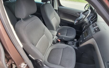 Skoda Yeti I рестайлинг, 2014 год, 1 520 000 рублей, 24 фотография