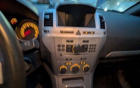 Opel Zafira B, 2009 год, 800 000 рублей, 19 фотография