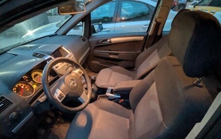 Opel Zafira B, 2009 год, 800 000 рублей, 17 фотография