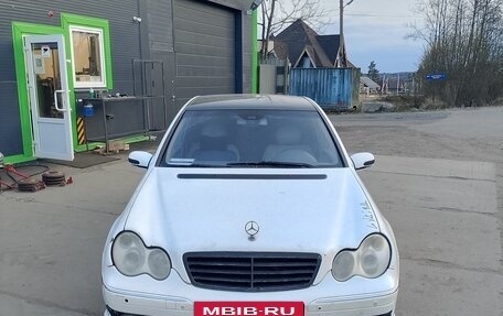 Mercedes-Benz C-Класс, 2004 год, 520 000 рублей, 7 фотография