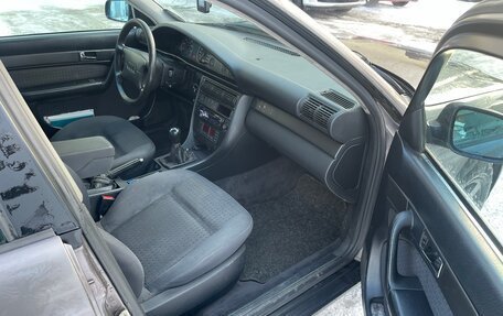 Audi A6, 1996 год, 330 000 рублей, 8 фотография