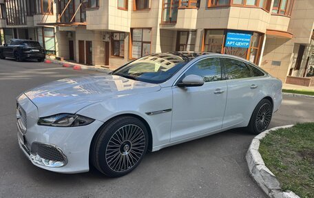 Jaguar XJ IV (X351), 2016 год, 3 500 000 рублей, 7 фотография
