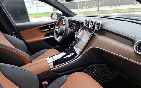 Mercedes-Benz GLC, 2024 год, 9 100 000 рублей, 15 фотография
